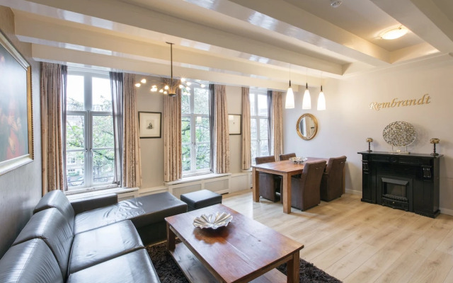 Dutch Masters Apartments