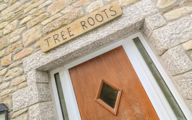 TreeRoots
