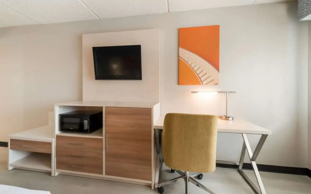 Best Western Burlington Inn