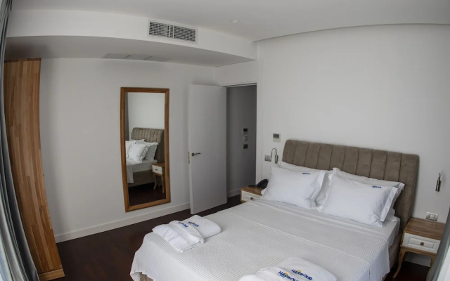 Harbour Hotel