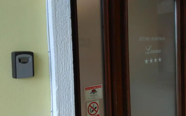 Studio Apartment Leana