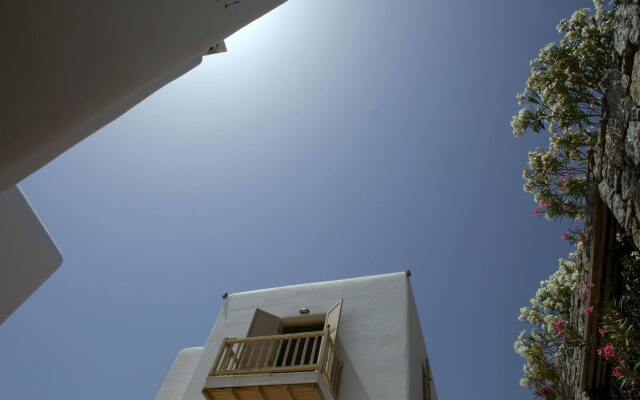 Adelmar Hotel & Suites вид на фасад