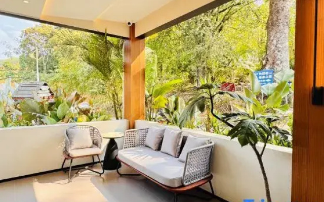 Mandina Homestay (Xishuangbanna Jinghong Manhena Guzhai)