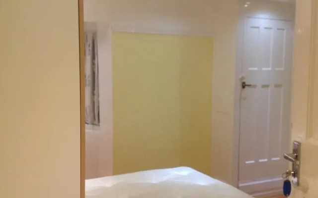 BnB East Acton W3 7DD