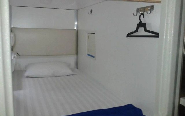 UFO Capsule Hotel