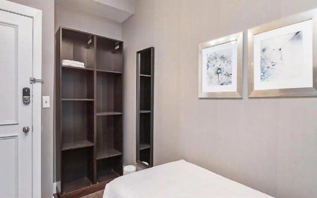 Suites At 143 Arlington Street