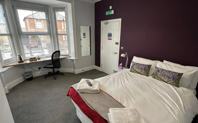 Arlan House Hotel