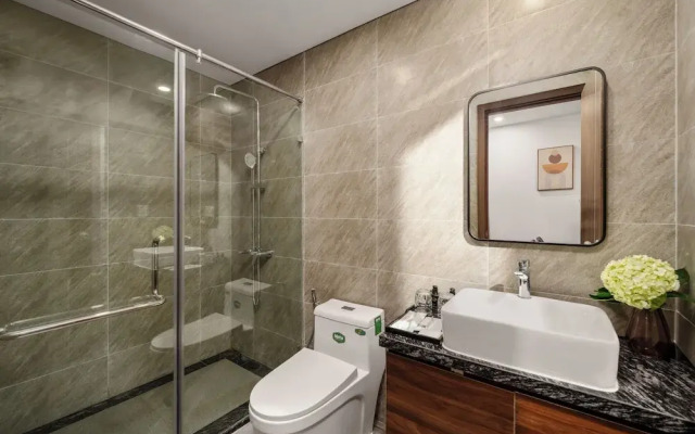 Zen Lotus Hotel & Apartment