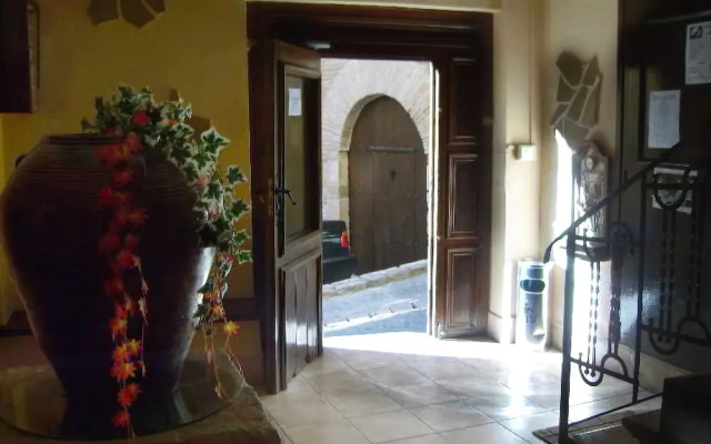 Hostal Narbona