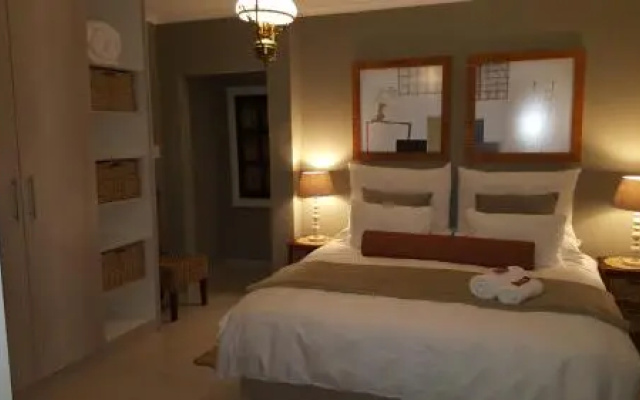 Guest House Frame Ace