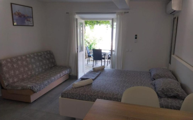 Comfort Apartments Lumbarda