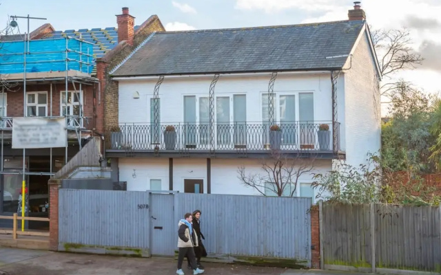 Chic 2-bedroom Home - Richmond Upon Thames