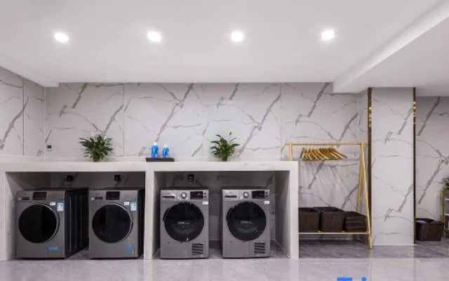 Vienna International Hotel (Hefei Central City Fanhua Avenue Subway Station)