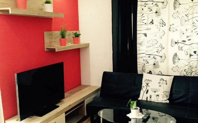 Apartments & Rooms  Sanja