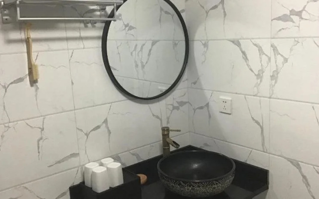 Hongluosi Lijia Farmstay