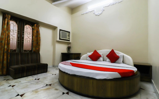 OYO 62282 Elora Guest House