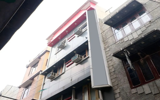 Oyo 24015 Kawal Residency