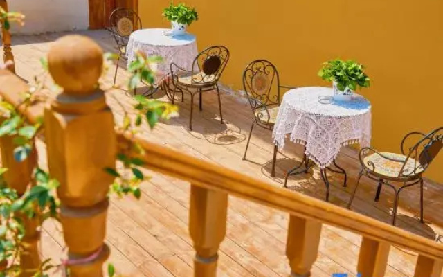 Yining Kajiasa Homestay