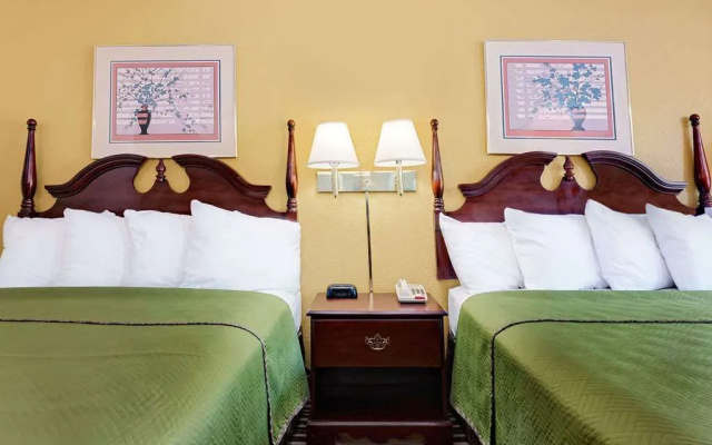 Chambersburg Travelodge