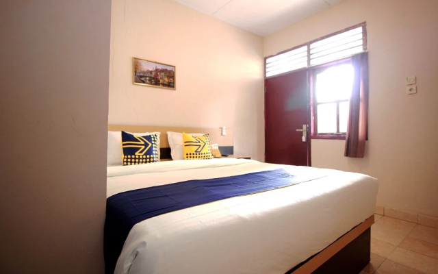 Anissa Guest House by OYO Rooms