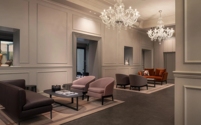 World Hotel Casati 18