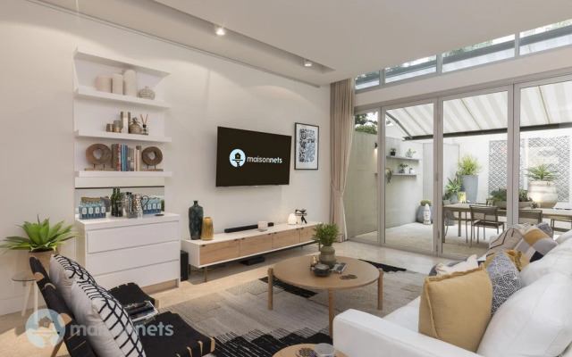 3BR Sydney Harbourside Home/Rooftop Pool & Parking