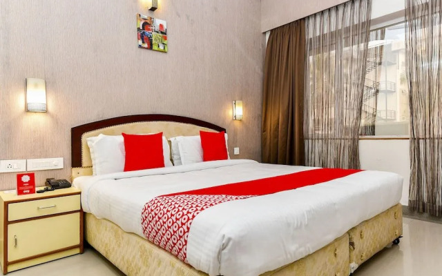 OYO 28129 Hotel Mjm International