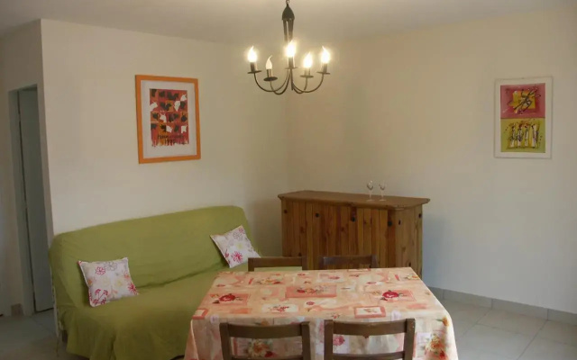 Maison Calme Avec Jardin Et Parking Prives