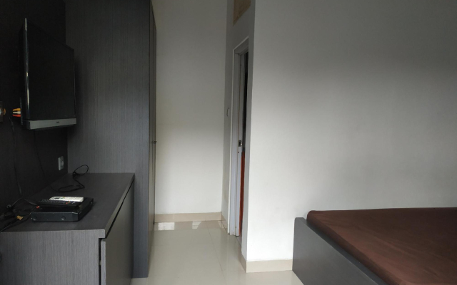 OYO 90438 Mampang 34 Residence