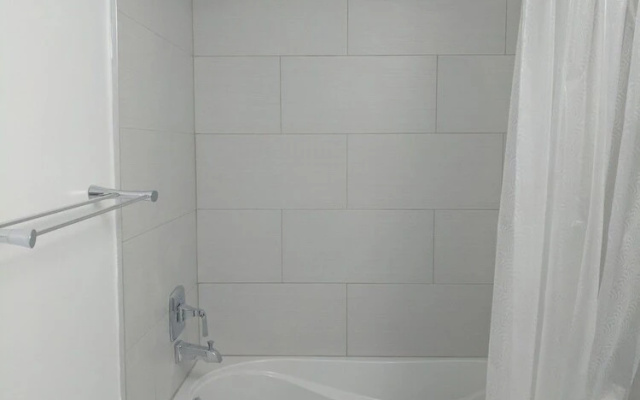 Gardens at Queen Luxury One Bedroom