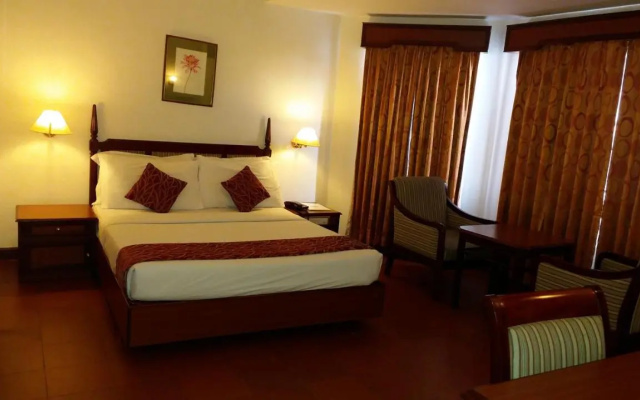 Issacs Residency