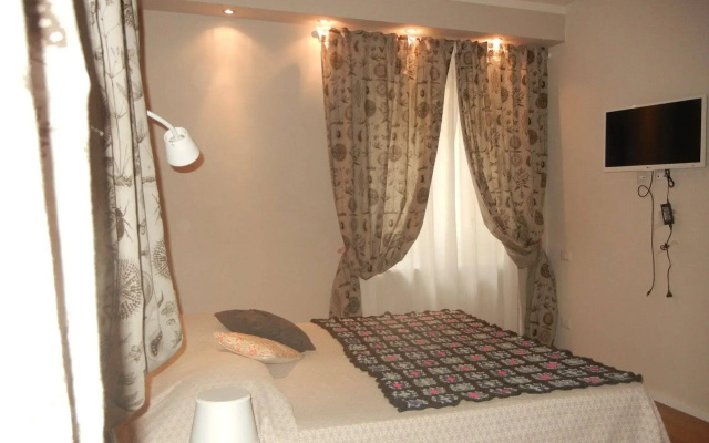 Ape Rosa Relais