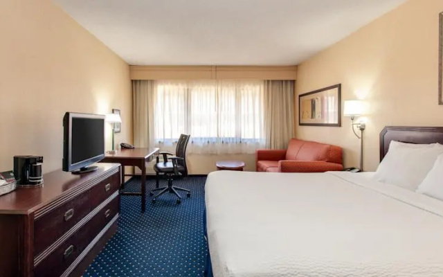 Courtyard Fort Wayne