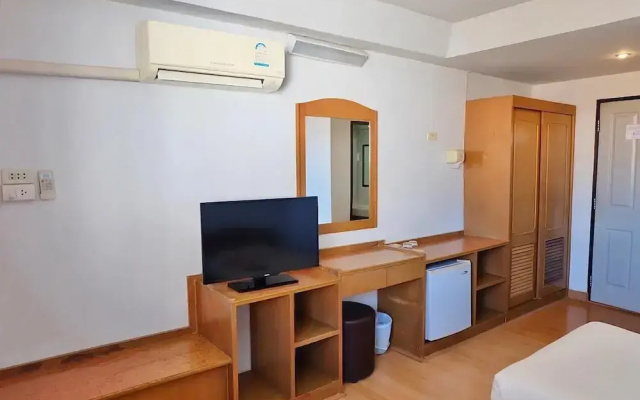 U-Thong Hotel