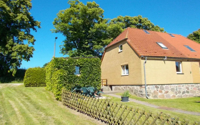 Modern Apartment in Elmenhorst Near Sea