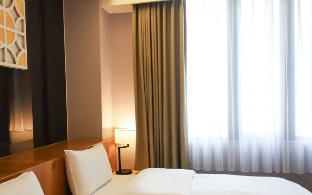 Roots Chew Hotel