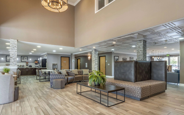 Best Western Plus Vineyard Inn