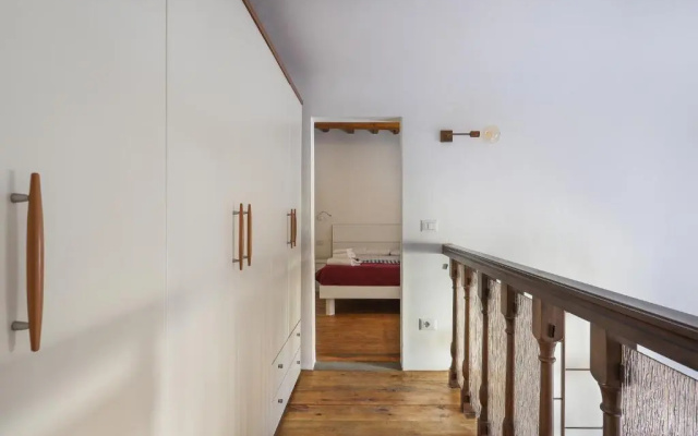 Santa Maria Novella Bright and Modern Apartment