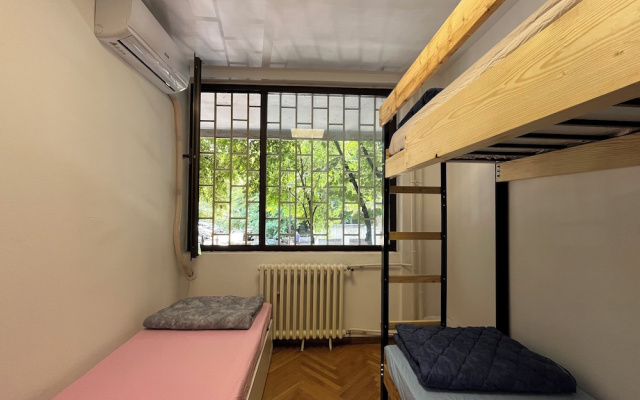 Chillton Hostel