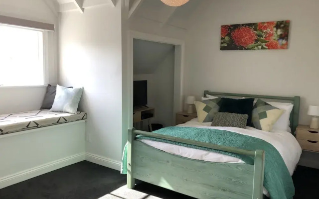 Kingfisher's Nest Bed & Breakfast