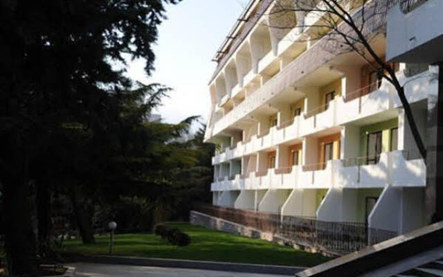Парк-отель Porto Mare вид на фасад