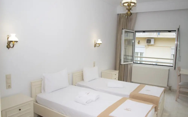 Astron Hotel
