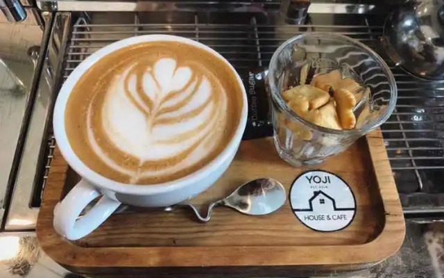 YOJI House and Cafe