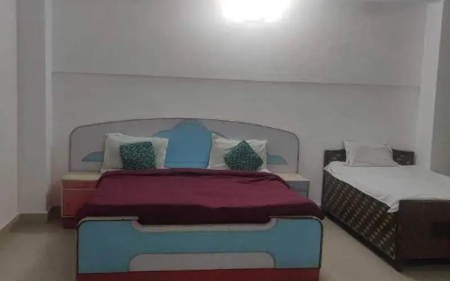 Hotel Abhishek Residency By The Arrow
