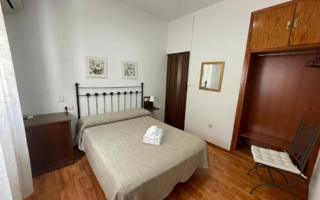 Arteaga Hostal & Baños Árabes Elvira