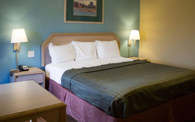 Regency Inn