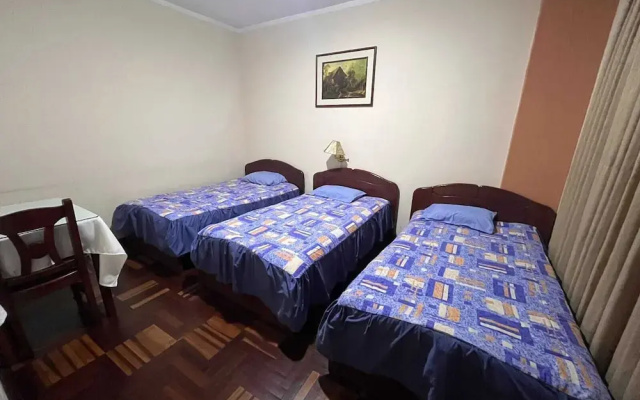 D Cardenas Hotel