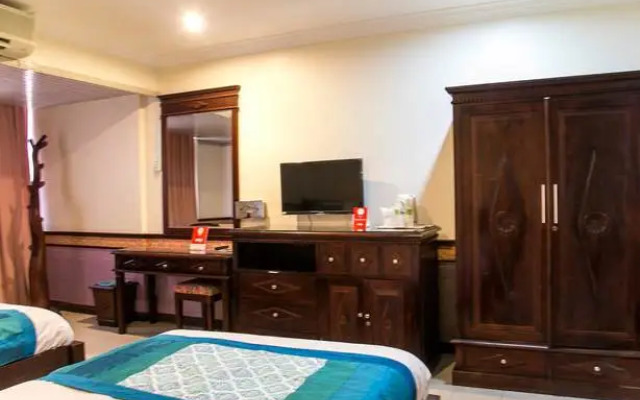 OYO 171 Hotel Time