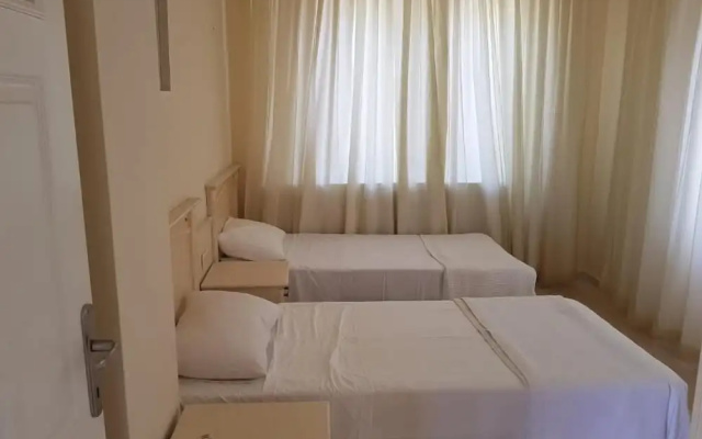 Gold Residence