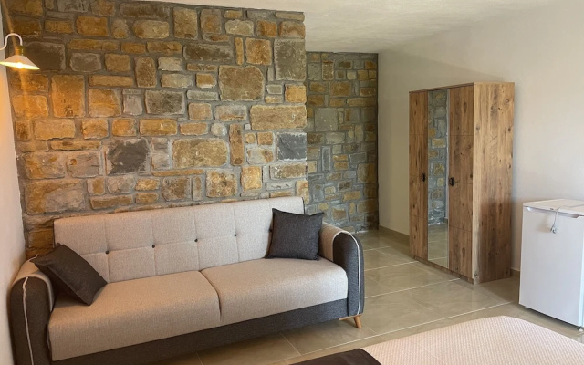 Imbrossa Hotel